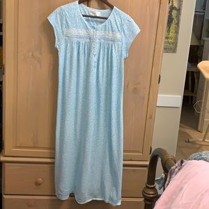 Eileen West Nightgown